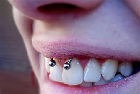 how long does the smiley piercing take to heal|Smiley Piercing: Understanding the Procedure,。